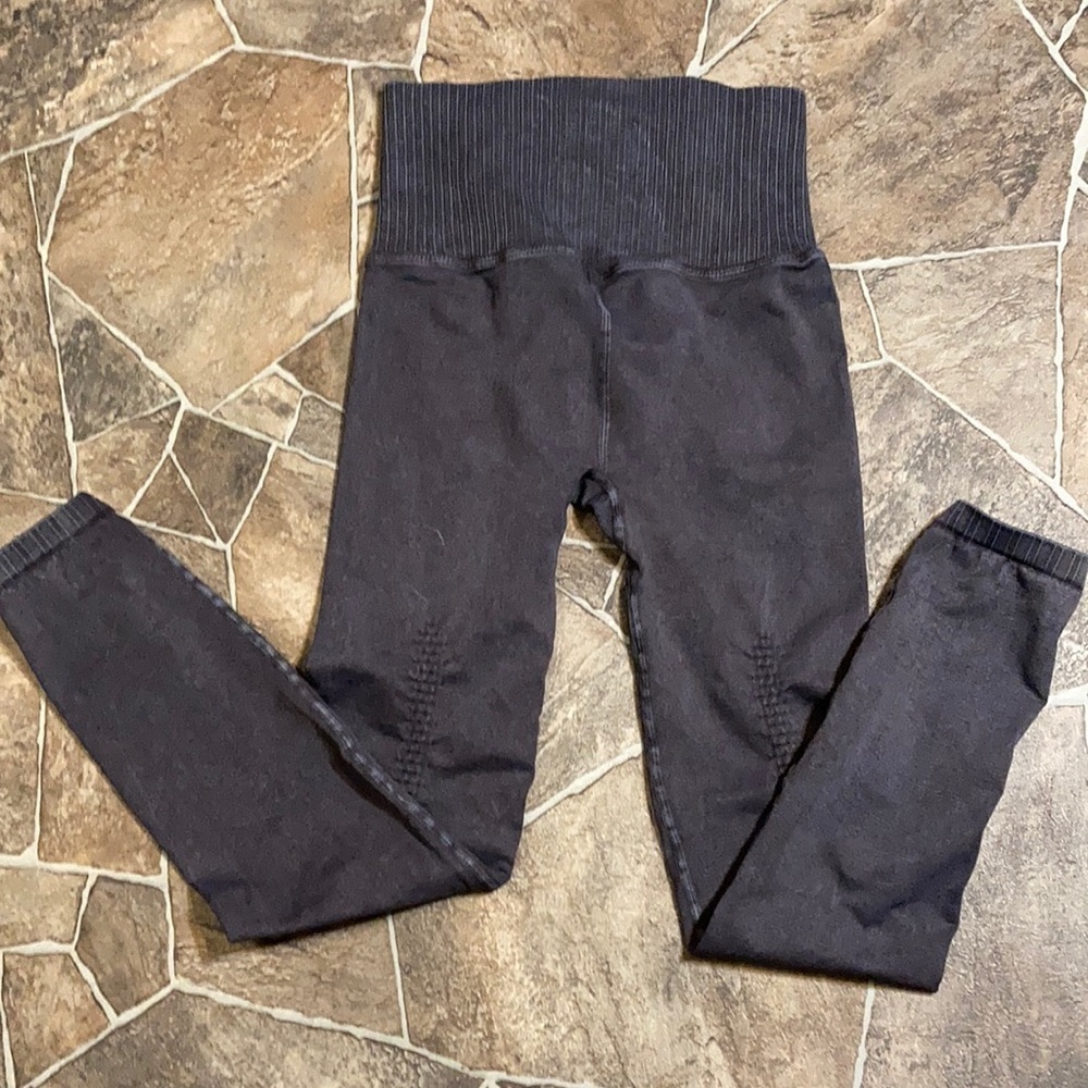 NWOT Free People Movement High-Rise 7/8 Length Good Karma Leggings - Picture 8 of 8